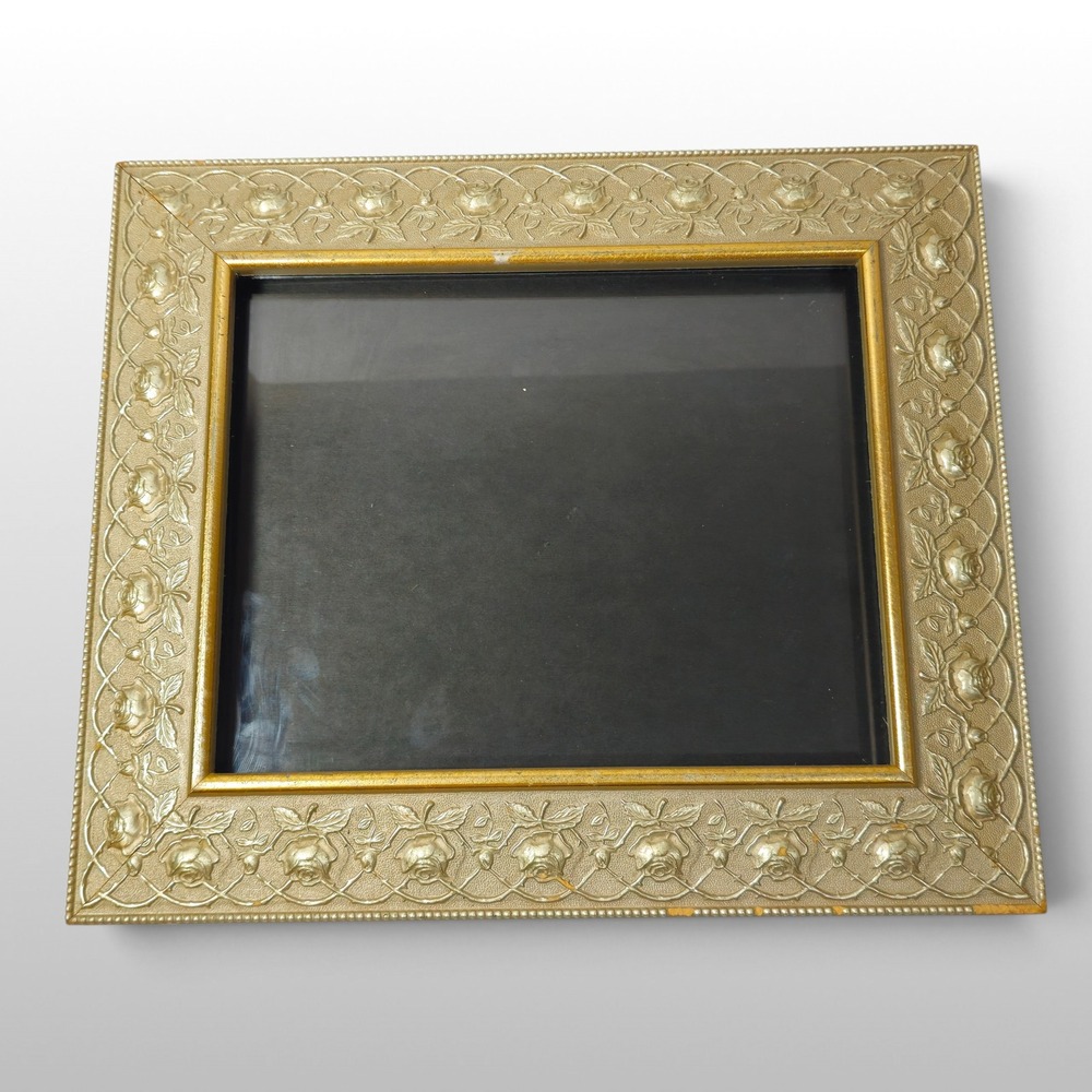 Victorian Rose Picture Frame Gold Renaissance Vintage Art Deco 11x13 Good H1